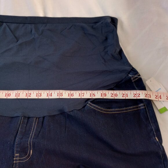 NWT  Maternity Jeans - Picture 5 of 6